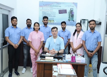 Dr-sachin-luthra-Dermatologist-doctors-Jabalpur-Madhya-pradesh-1