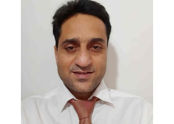 Dr-sandeep-raina-Child-specialist-pediatrician-Gandhi-nagar-jammu-Jammu-and-kashmir-1