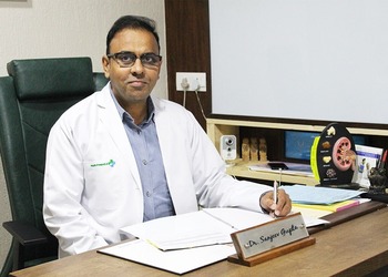 Dr-sanjeev-gupta-Urologist-doctors-Rajguru-nagar-ludhiana-Punjab-1