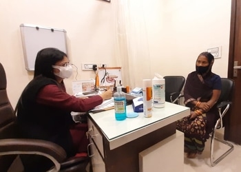 Dr-shalini-sharma-Gastroenterologists-Sadar-bazaar-agra-Uttar-pradesh-2