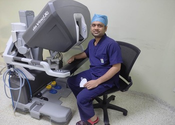 Dr-shrey-jain-Urologist-doctors-Sector-44-gurugram-Haryana-2