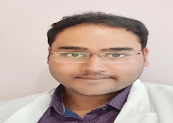 Dr-shubham-jain-pediatric-gastroenterologist-and-hepatologist-Child-specialist-pediatrician-Begum-bagh-meerut-Uttar-pradesh-1