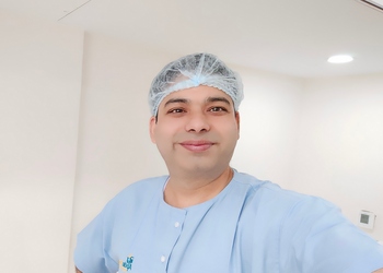 Dr-tarun-bharadwaj-Gastroenterologists-Lalghati-bhopal-Madhya-pradesh-3