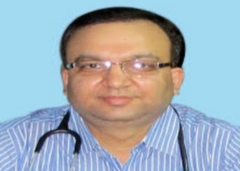 Dr-vipin-jain-pediatrician-in-noida-i-child-specialist-in-noida-i-best-pediatrician-kaashvi-medident-Child-specialist-pediatrician-Noida-Uttar-pradesh-1