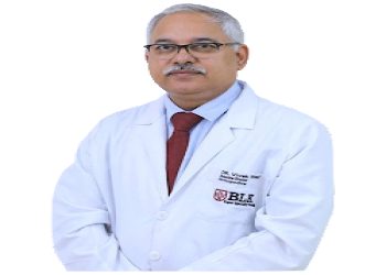 Dr-vivek-mittal-Orthopedic-surgeons-Connaught-place-delhi-Delhi-1