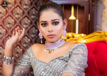 Dream-makeovers-by-kavya-Makeup-artist-Adhartal-jabalpur-Madhya-pradesh-2