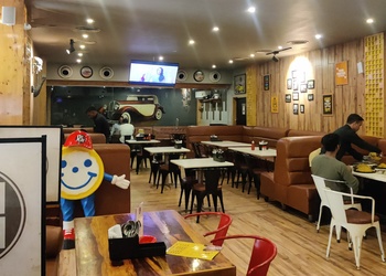 Eat-n-play-Family-restaurants-Rajahmundry-rajamahendravaram-Andhra-pradesh-2