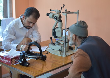 Eye-care-research-centre-Eye-hospitals-Batamaloo-srinagar-Jammu-and-kashmir-2