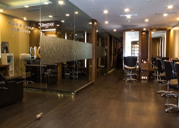 Eye-catchers-Beauty-parlour-Ambawadi-ahmedabad-Gujarat-2