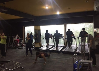 Fat-2-fit-gym-Gym-Kaulagarh-dehradun-Uttarakhand-2