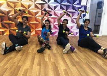 Fit-n-fun-Dance-schools-Kolhapur-Maharashtra-3