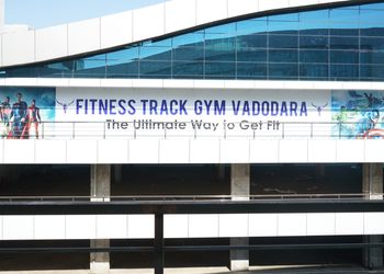 Fitness-track-gym-Gym-Karelibaug-vadodara-Gujarat-1