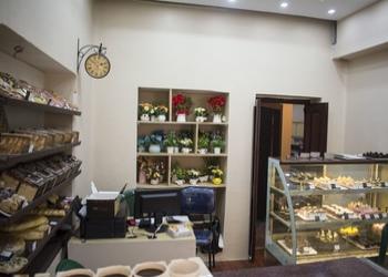 Fnp-cakes-n-more-Cake-shops-Kolkata-West-bengal-1