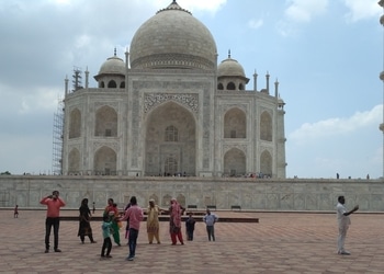 Ghumlo-india-pvt-ltd-Travel-agents-Agra-Uttar-pradesh-1