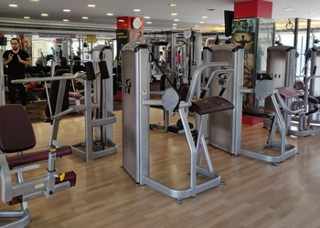 Golds-gym-Gym-Chamrajpura-mysore-Karnataka-2