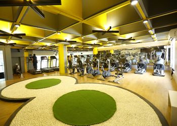 Golds-gym-Gym-Chennai-Tamil-nadu-2