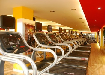 Golds-gym-Gym-Kolhapur-Maharashtra-2