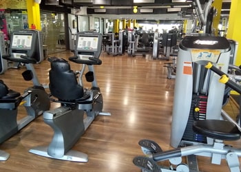 Golds-gym-Gym-Tilakwadi-belgaum-belagavi-Karnataka-2