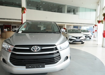 Grand-toyota-Car-dealer-Meerut-Uttar-pradesh-3