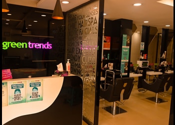 Green-trends-unisex-Beauty-parlour-Basanti-colony-rourkela-Odisha-2