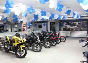 Gsm-bajaj-Motorcycle-dealers-Gurugram-Haryana-3