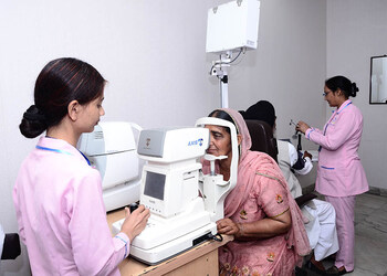 Gumber-eye-hospital-Eye-hospitals-Amritsar-junction-amritsar-Punjab-3