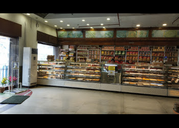 Haldirams-Cake-shops-Kolkata-West-bengal-2