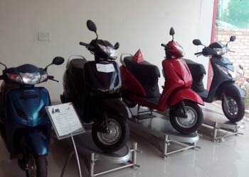 Haritha-honda-Motorcycle-dealers-Mattuthavani-madurai-Tamil-nadu-2