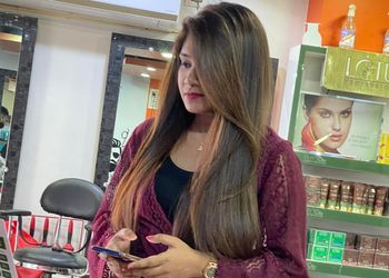 Headlines-family-salon-Beauty-parlour-Barrackpore-kolkata-West-bengal-3