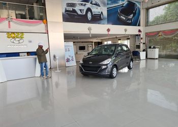 Hema-hyundai-Car-dealer-Kazipet-warangal-Telangana-3