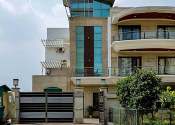 Hotel-golf-view-suites-3-star-hotels-Gurugram-Haryana-1