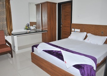 Hotel-kh-plaza-4-star-hotels-Guntur-Andhra-pradesh-2