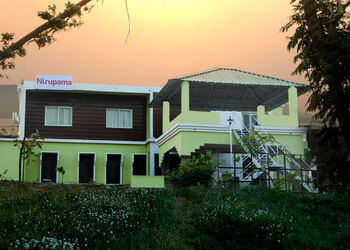 Hotel-nirupama-3-star-hotels-Chilika-ganjam-Odisha-1