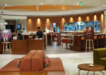 Hyatt-place-4-star-hotels-Hyderabad-Telangana-3