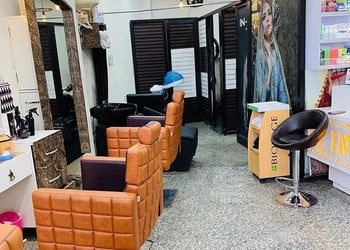 In-finiti-luxury-salon-academy-Beauty-parlour-Firozpur-Punjab-2