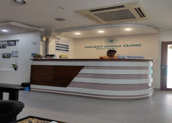 Insight-skin-and-hair-transplant-clinic-kochi-Dermatologist-doctors-Ernakulam-Kerala-2