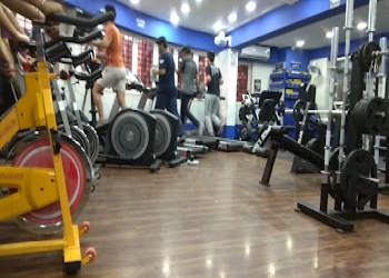 Intense-fitness-club-ifc-gym-Gym-Vashi-mumbai-Maharashtra-2