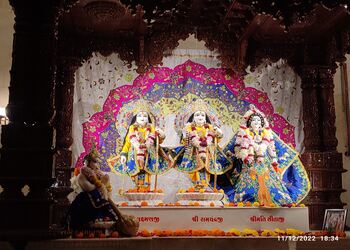 Iskcon-temple-Temples-Rajkot-Gujarat-2