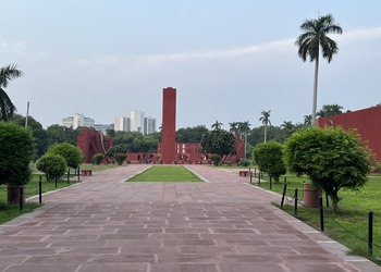 Jantar-mantar-Tourist-attractions-New-delhi-Delhi-2