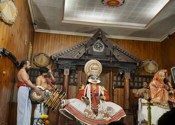 Kerala-kathakali-centre-Dance-schools-Kochi-Kerala-2