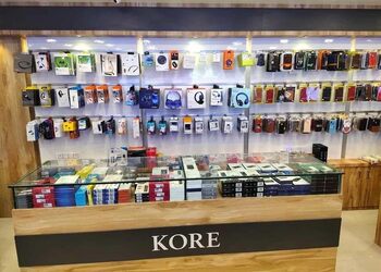 Kore-mobile-Mobile-stores-Ahmedabad-Gujarat-3