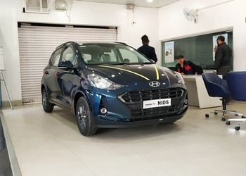 Krishna-hyundai-Car-dealer-Tezpur-Assam-3