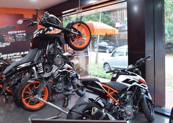 Ktm-mancheswar-Motorcycle-dealers-Acharya-vihar-bhubaneswar-Odisha-3