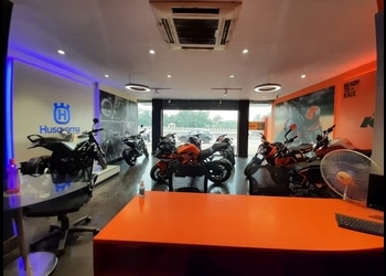 Ktm-showroom-durgapur-Motorcycle-dealers-Benachity-durgapur-West-bengal-2