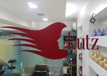 Kutz-salon-Beauty-parlour-Kasaba-bawada-kolhapur-Maharashtra-1