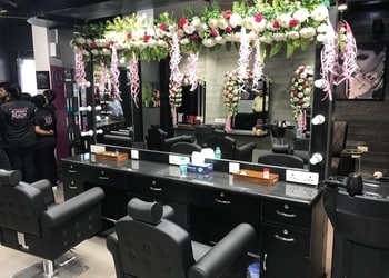 Lakme-salon-Beauty-parlour-Begum-bagh-meerut-Uttar-pradesh-2