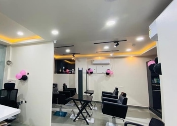 Lakme-salon-Beauty-parlour-Bettiah-Bihar-2