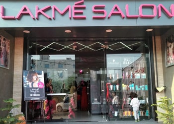 Lakme-salon-Beauty-parlour-City-center-gwalior-Madhya-pradesh-1