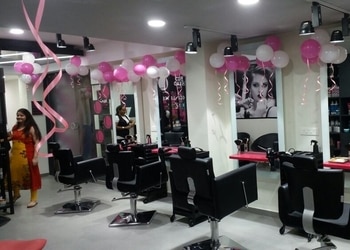 Lakme-salon-Beauty-parlour-Guwahati-Assam-3