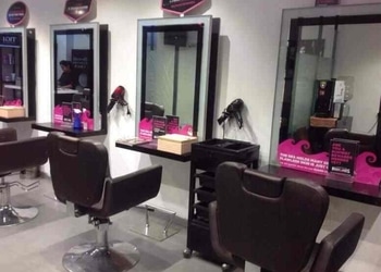 Lakme-salon-Beauty-parlour-Mohali-chandigarh-sas-nagar-Punjab-3